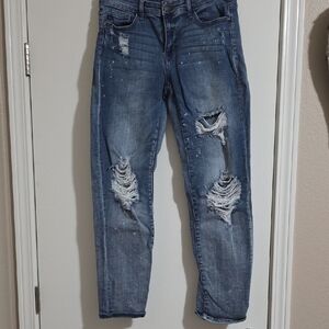 Judy Blue Distressed Boyfriend Jeans in Blue